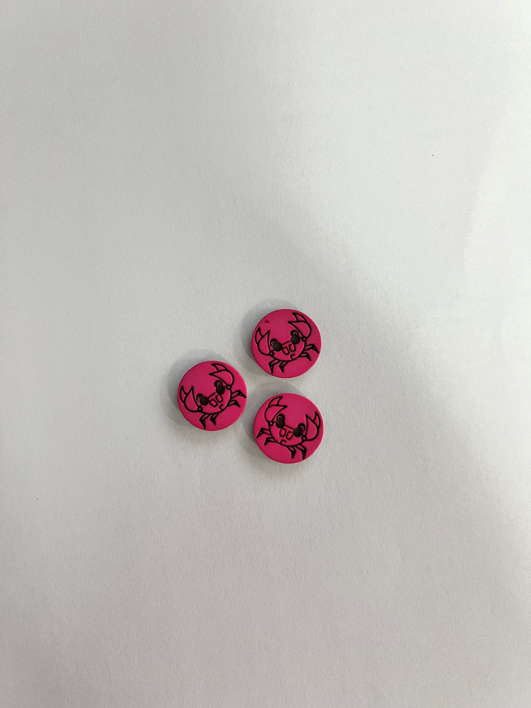 TERRIES BUTTONS PINK 2 HOLE CRAB 68 15MM