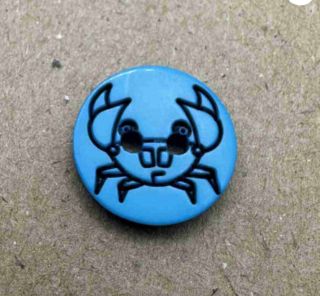 TERRIES BUTTON 2 HOLE SHINY CRAB 15MM 86 BLUE