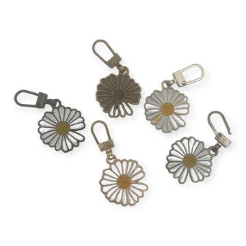 ZIPPER DAISY ZIP CHARM