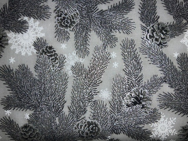 HOLIDAY FLOURISH 15 2022 - SILVER PINE CONES