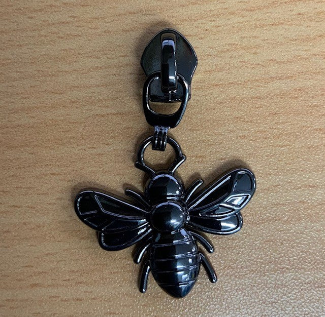 ZIPPER #5 PULL - BEE GUN BLACK