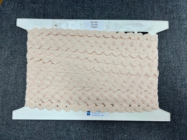 RIC RAC BRAID 9MM CREAM