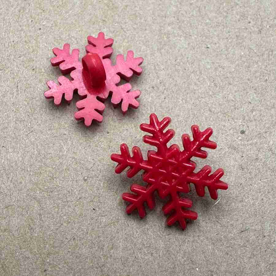 TERRIES BUTTON SHANK SNOW FLAKE RED