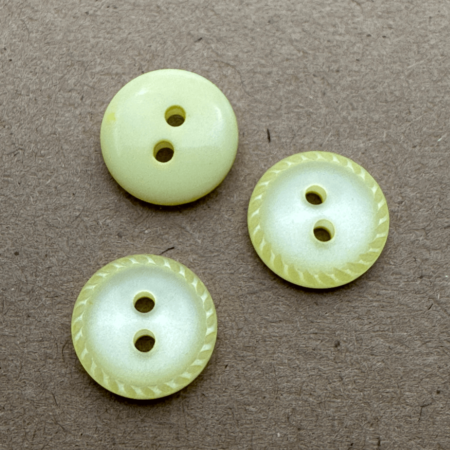 TERRIES BUTTON 12MM 2 HOLE SHINY CRIMP EDGE YELLOW