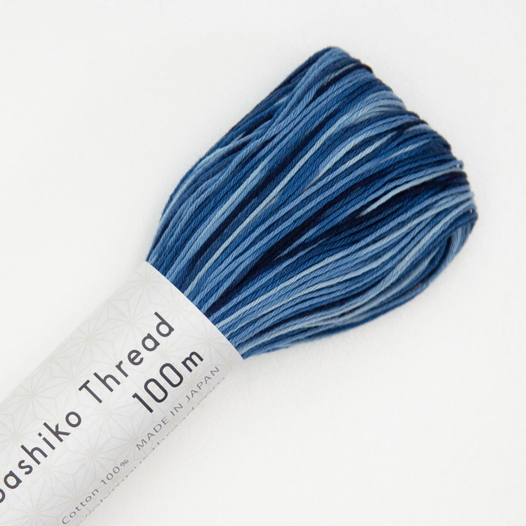 SASHIKO THREAD 100M VARIEGATED ST-157 INDIGO