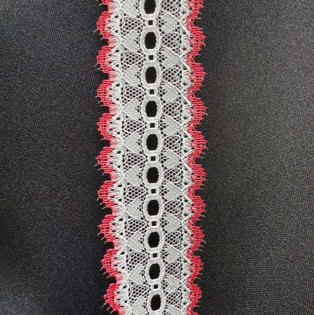 EYELET LACE COL EDGE 40MM RED